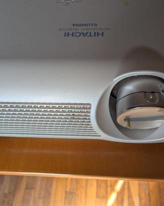Proiettore Hitachi usato. Modello PJ TX10 Illumina