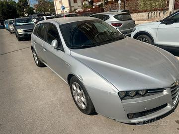 Alfa Romeo 159 Sportwagon 1.9 JTDm 150 CV