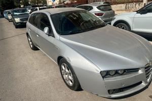 Alfa Romeo 159 Sportwagon 1.9 JTDm 150 CV