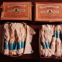 Due scatole originali di cordonetto perlato Aida