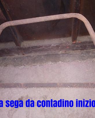 Antica sega, tenaglie. pinza per camino