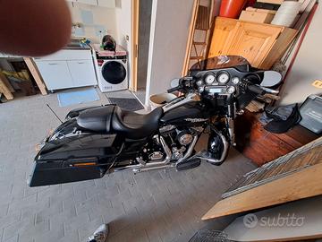 Harley davison street glide