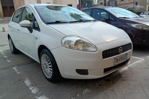 Fiat Grande Punto 1.3 Multijet 75CV Diesel – Frizi