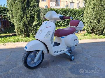 VESPA PIAGGIO PEG PEREGO - elettrica 12volt
