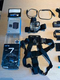 GOPRO HERO 7 BLACK + ACCESSORI