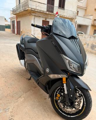 Tmax 530 iron max 