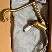 Rubinetto in ottone antico stile retró