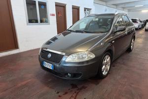 Fiat Croma 1.9 Multijet Emotion