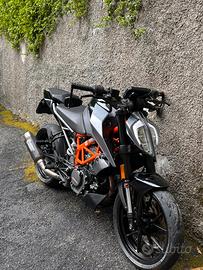 KTM DUKE 125 2023 ABS