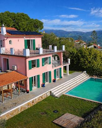 VILLA SINGOLA A IMPERIA