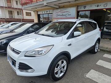 Ford Kuga 2WD 2.0 88kw 120cv FULL