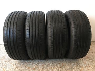Pneumatici 4 nuove 205/55/R17