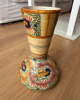 Vaso in ceramica di Deruta dipinto a mano