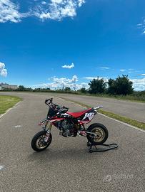 Honda CRF150 minimotard