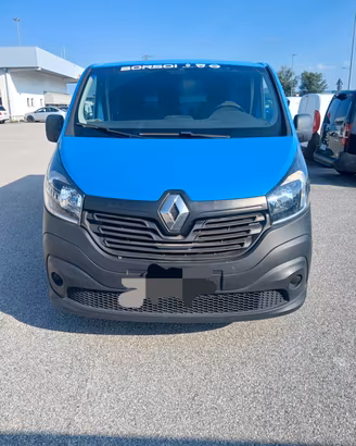 renault traffic 