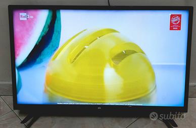 Tv 32 full-hd Con decoder T2 come nuovo.