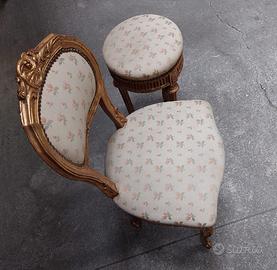 Sedia e sgabello antichi