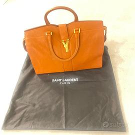 Borsa Yves Saint Laurent modello Chyc Cabas colore