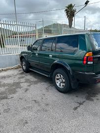 Mitsubishi pajero sport