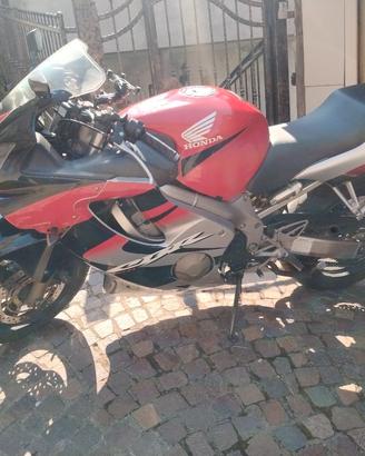 Honda cbr 600 f