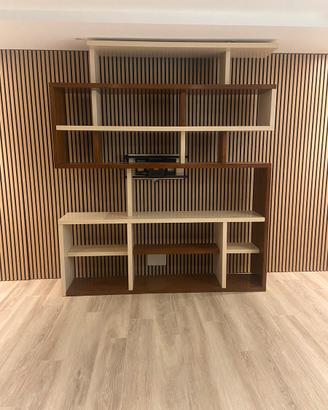 Libreria a giorno in legno massello in arte povera
