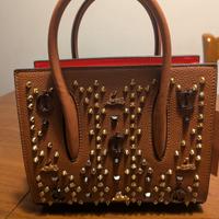 Borsetta Christian Louboutin modello Paloma