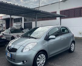 Toyota Yaris 1.3 VVT-I Sol