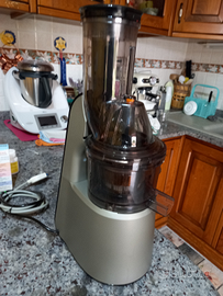 Estrattore di succo Imetec