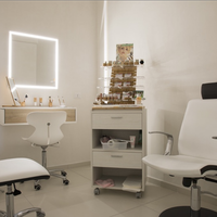 Cabina attrezzata centro estetico e benessere