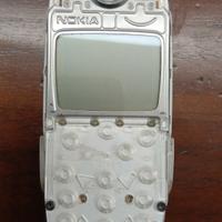 Nokia 3330 senza cover e batteria