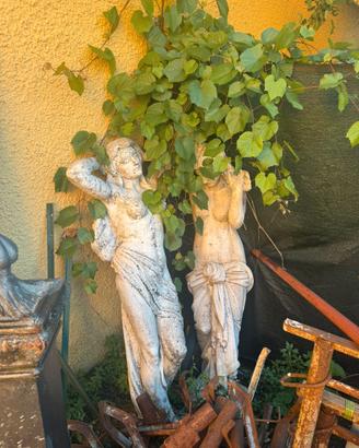 Statue
