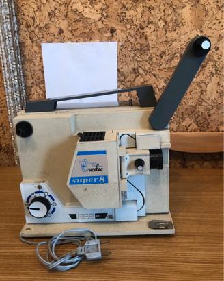 PROIETTORE SUPER 8 EUCELEC AS8-50 FUNZIONANTE