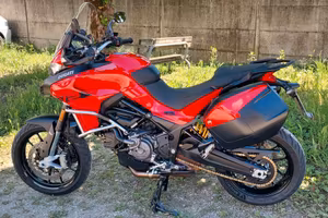 Ducati Multistrada V2 Travel