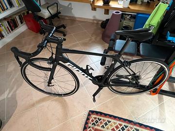 Bicicletta da strada  Giant TCR ADVANCED 1 KOM - M