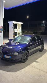 vendi alfa romeo 147