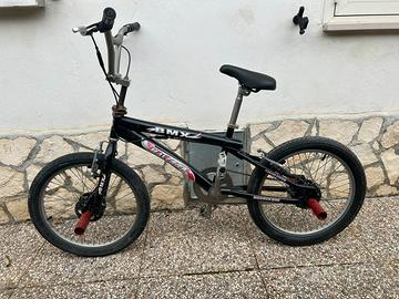 Bmx bicicletta