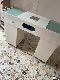 Tavolo manicure