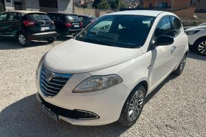 Lancia Ypsilon 1.2 69 CV 5 porte S&S Platinum