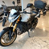 Yamaha FZ8