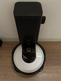 Roomba i7+