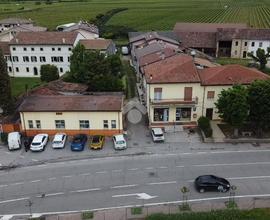 COMPLESSO A COLOGNOLA AI COLLI