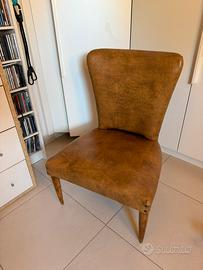 Poltroncina in ecopelle anni 40