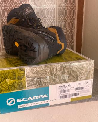 Scarponcini “ Scarpa “