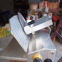 affettatrice professionale 