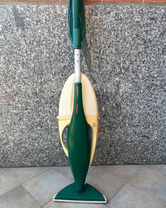 Aspirapolvere vk135 della folletto
