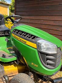 Trattorino tagliaerba John deere