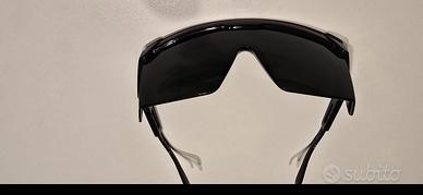 occhiali protezione luce pulsata