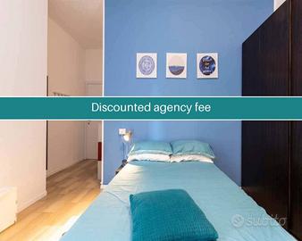 Stanza in appartamento di 124 m² a Milano