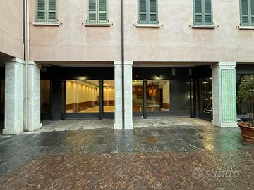 Negozio Corsia del gambero 11