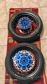 cerchi Motard 17 yz 125 o altro
